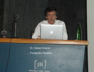 Dr. Daniel Alvarez