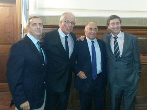 Dres. Hugo Guerra, Roberto Villavicencio, Carlos Oulton y Claudio Bonini